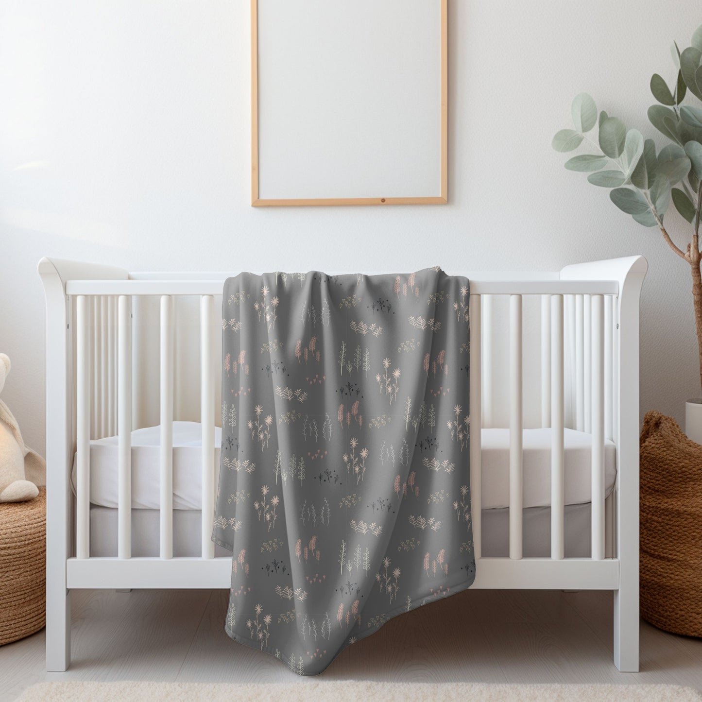 Soft plant pattern baby blanket in velveteen plush and sherpa fleece for cozy nurseries.