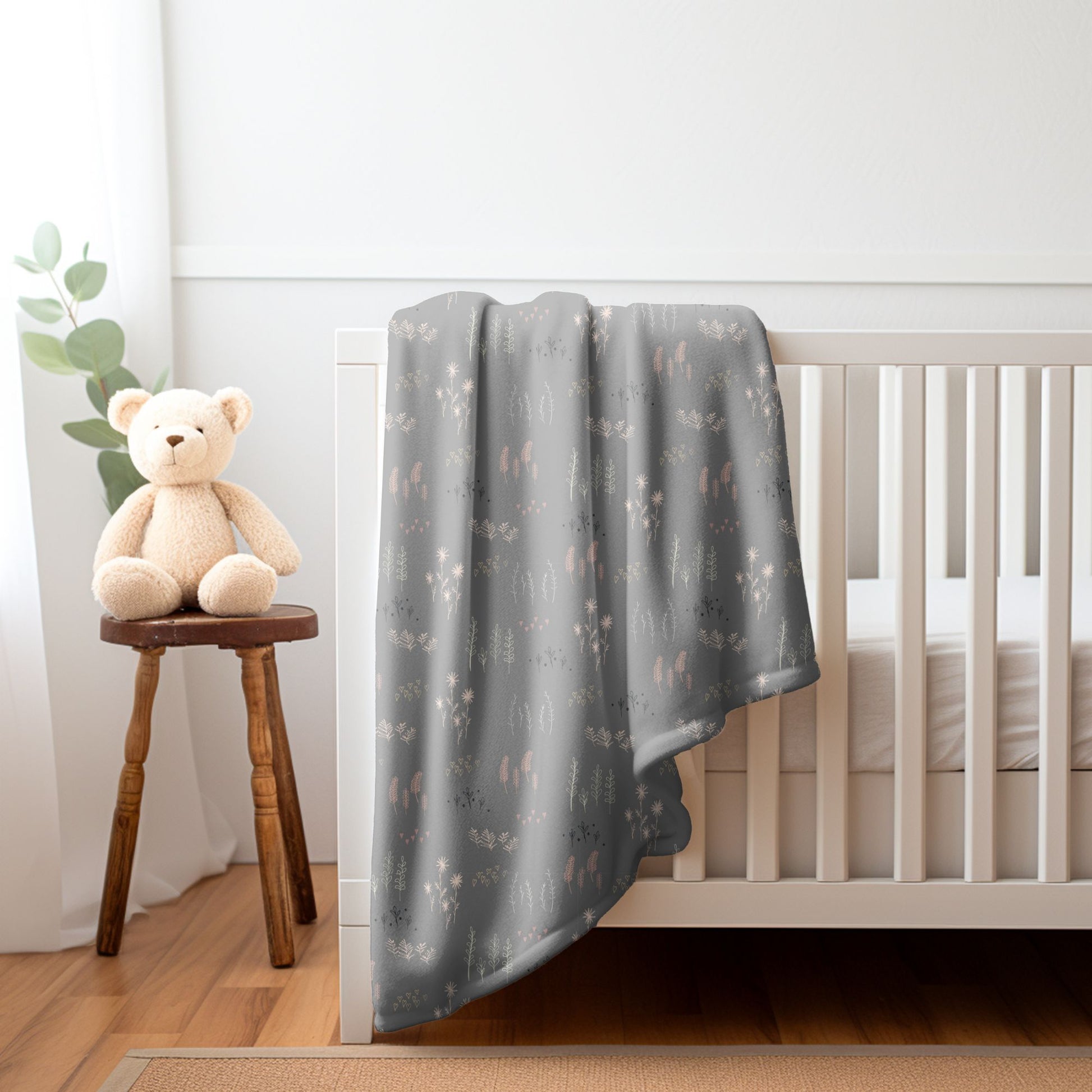 Soft plant pattern baby blanket in velveteen plush and sherpa fleece for cozy nurseries.