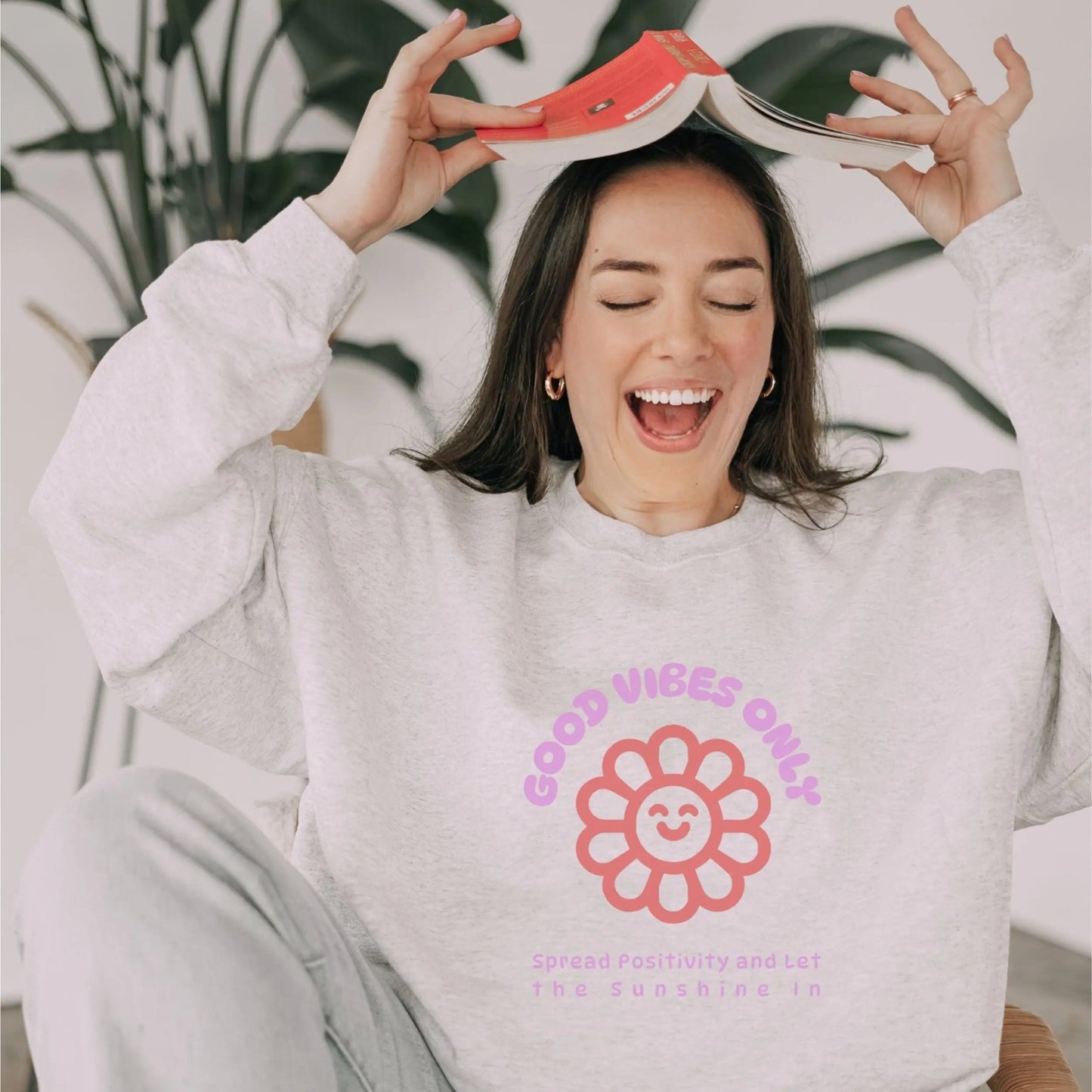 Good Vibes Only sweatshirt with cute flower design, perfect for spreading positivity and retro vibes.