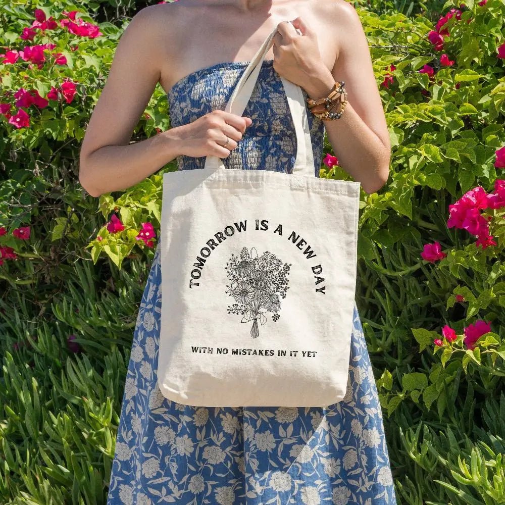 Green Gables Quote tote bag, cotton canvas, available in natural and black.