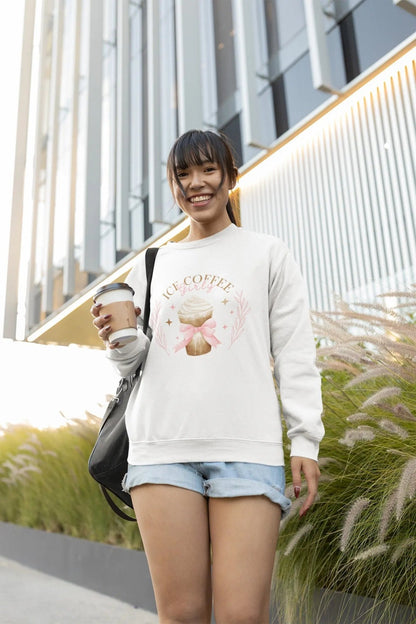 "Ice Coffee Girly" sweatshirt, perfect for ice coffee lovers, available in 2 colors.