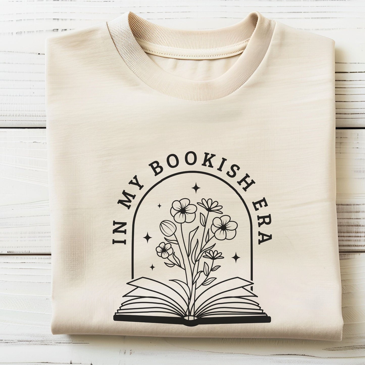 Minimalist “In My Bookish Era” t-shirt in modern serif font, perfect for cozy readers and everyday book lovers.
