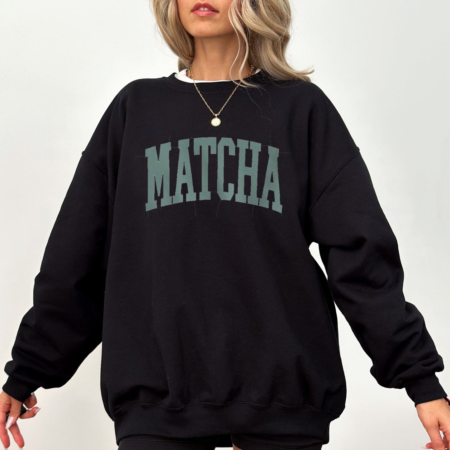 Matcha lover sweatshirt in minimalist design.