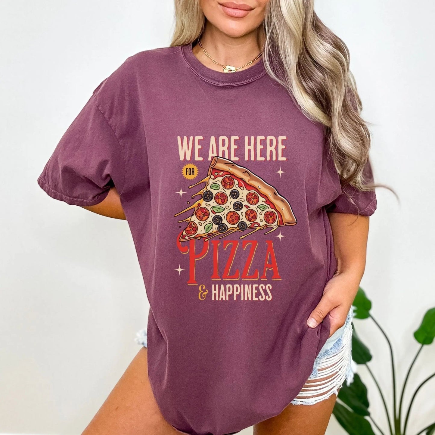 Pizza lover shirt with retro graphic, perfect for foodie fashion and cozy vibes.