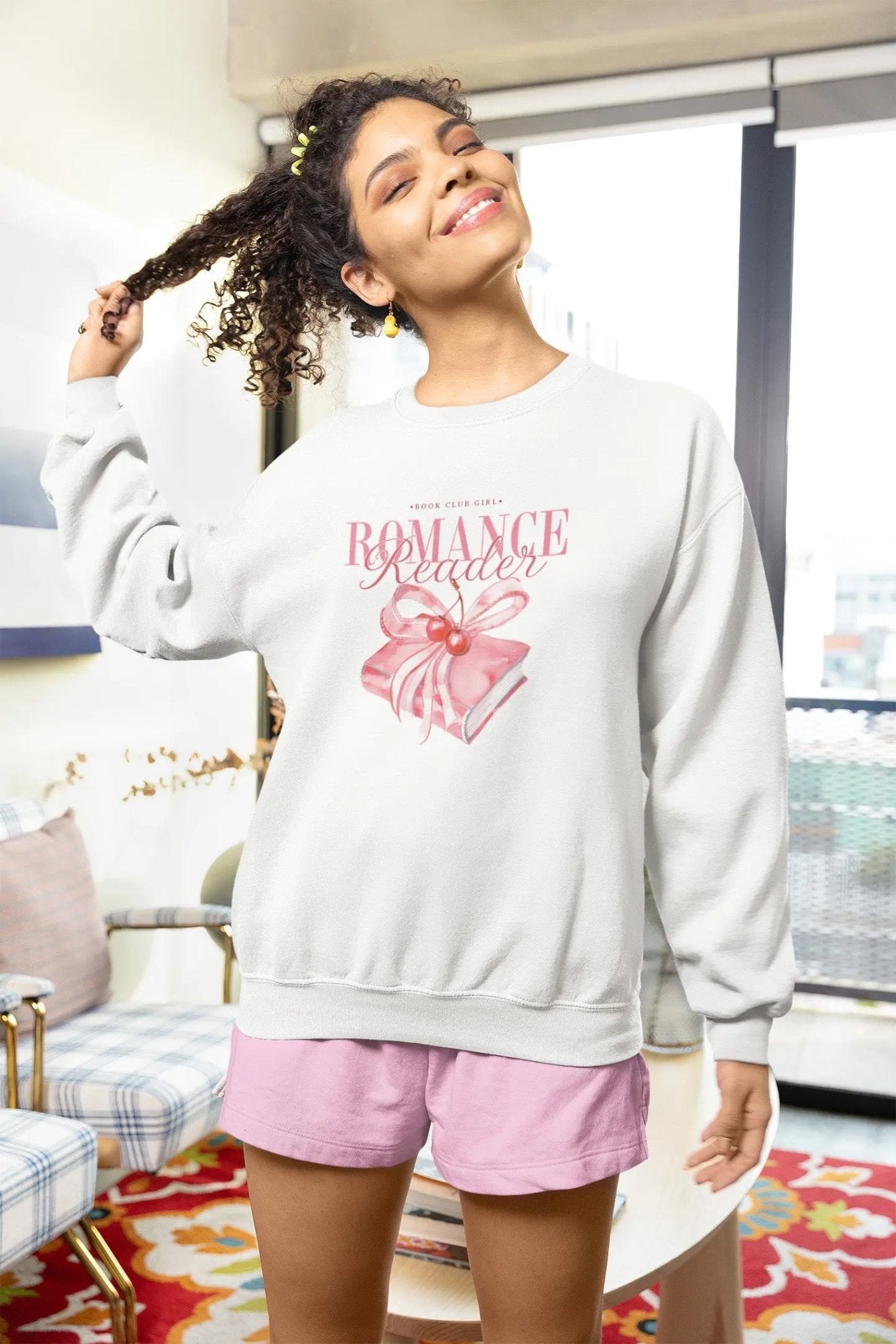 Romance Reader sweatshirt, 50% cotton, 50% polyester, coquette style, romance lovers, 4 colors.