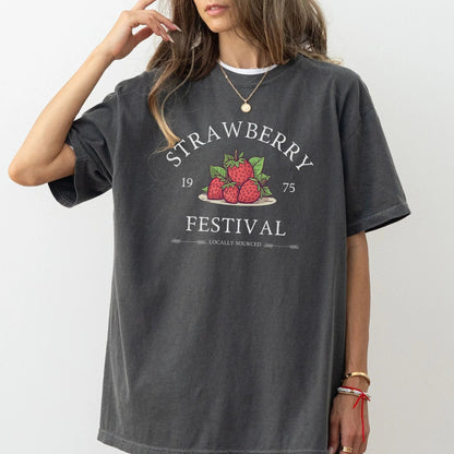 "Strawberry Festival" t-shirt, 100% cotton, available in 9 colors, perfect for strawberry lovers.