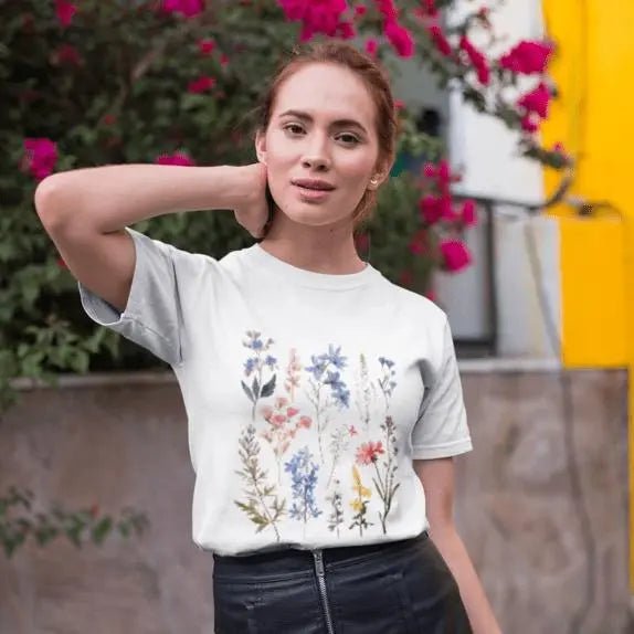 Wildflower T-Shirt - That Cozy Vibe